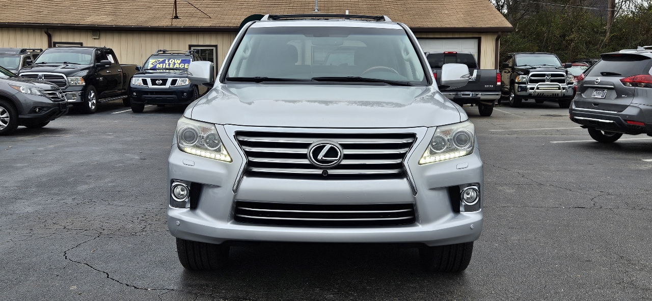 Lexus LX 570 4WD 4dr 2013