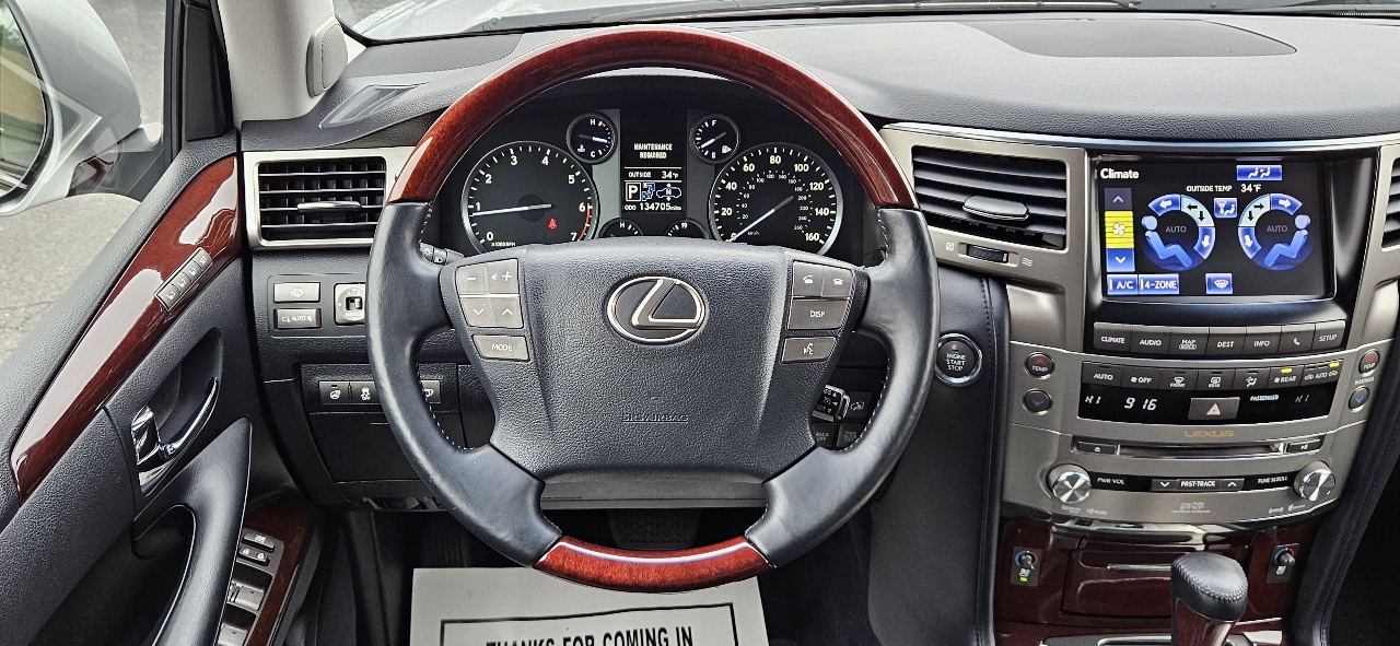 Lexus LX 570 4WD 4dr 2013