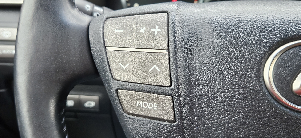 Lexus LX 570 4WD 4dr 2013