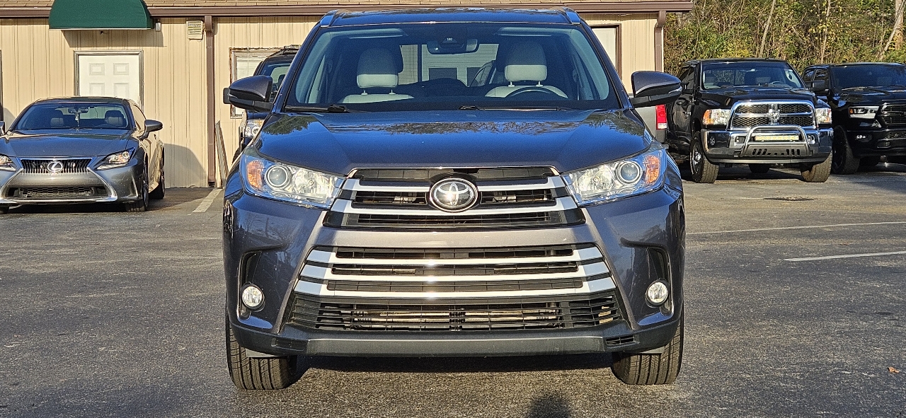Toyota Highlander XLE V6 AWD (Natl) 2019