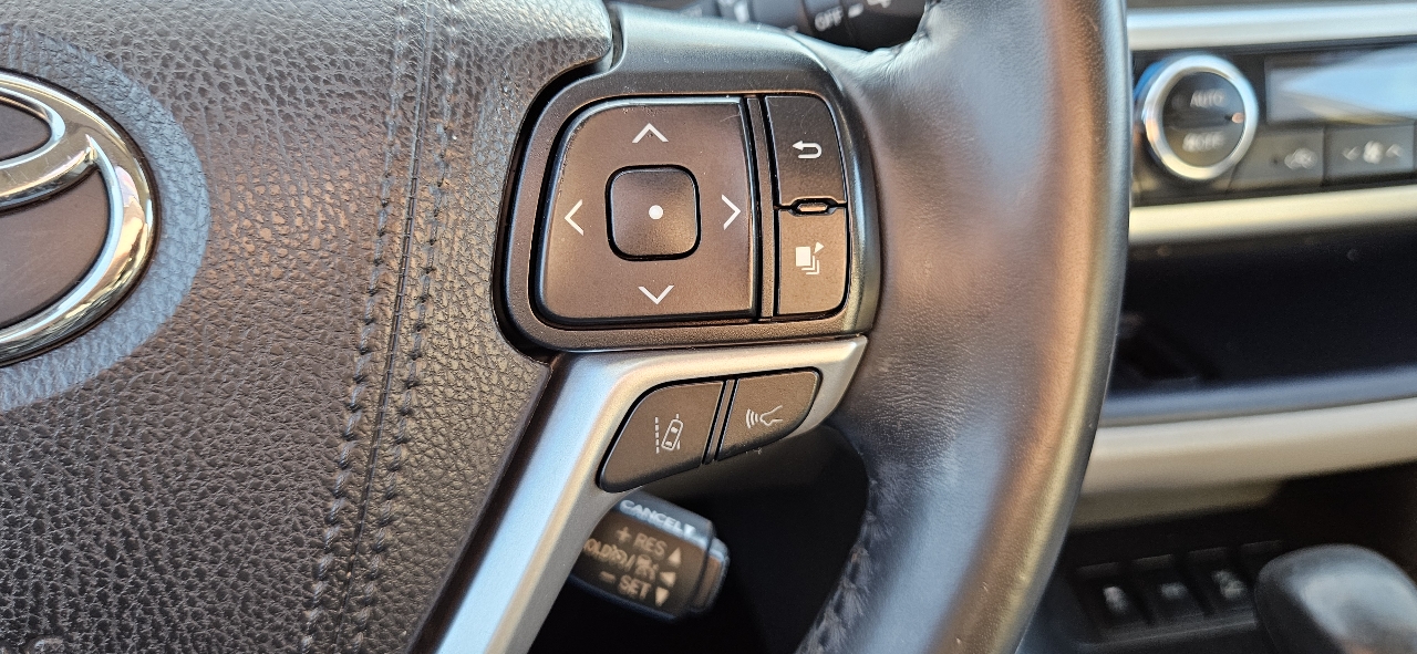 Toyota Highlander XLE V6 AWD (Natl) 2019