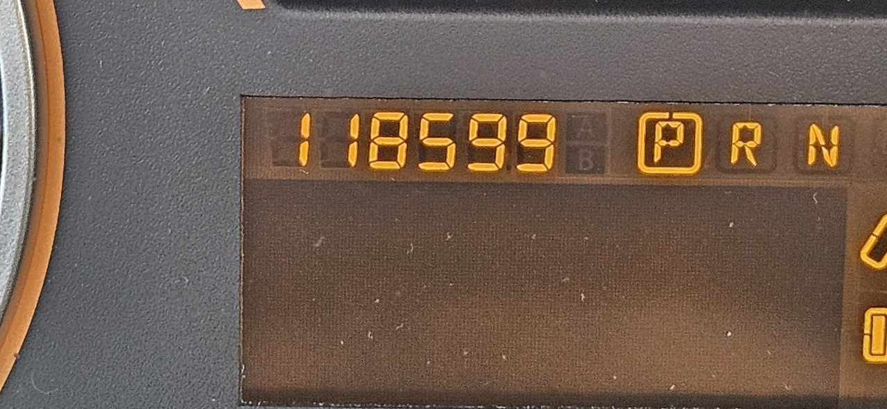 Nissan Titan 4WD Crew Cab SWB S 2012