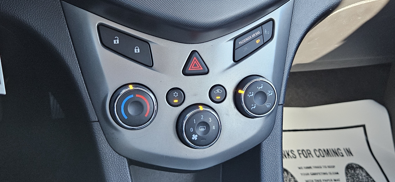 Chevrolet Sonic 5dr HB Manual LS 2013