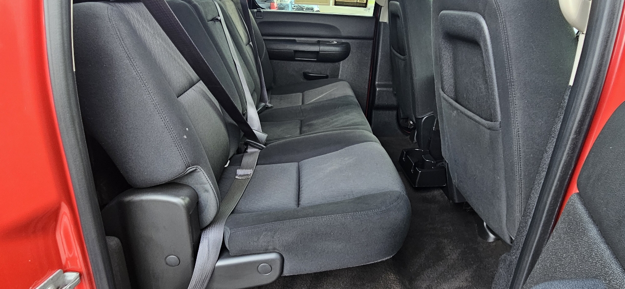 Chevrolet Silverado 1500 4WD Crew Cab 143.5" LT 2013