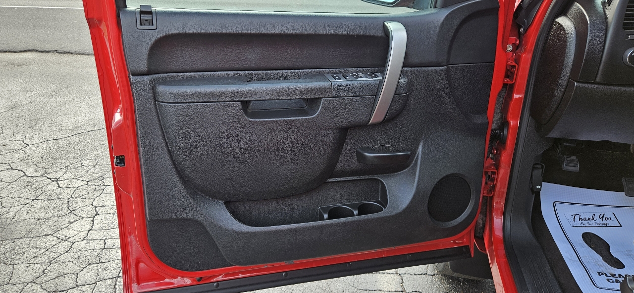 Chevrolet Silverado 1500 4WD Crew Cab 143.5" LT 2013