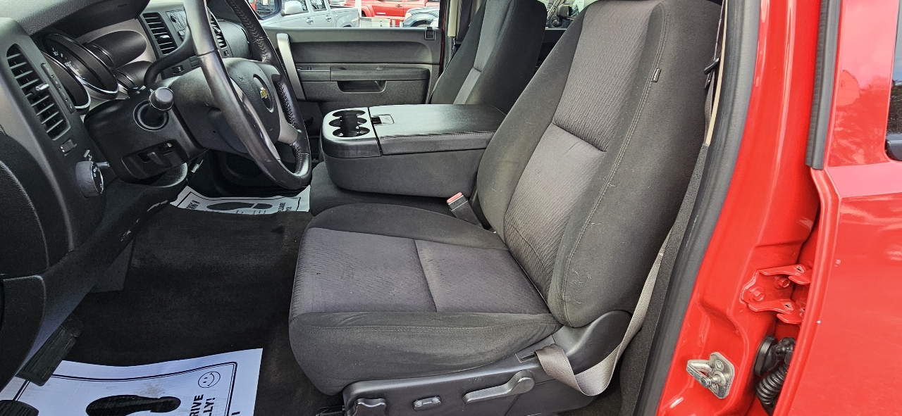 Chevrolet Silverado 1500 4WD Crew Cab 143.5" LT 2013