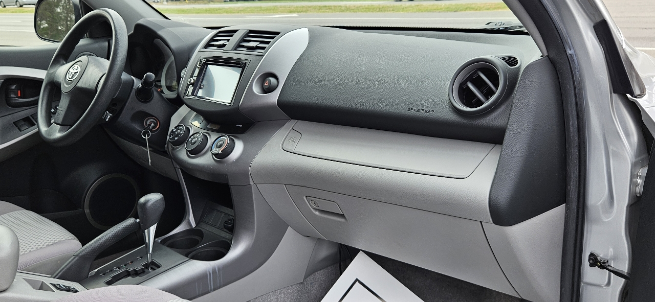 Toyota RAV4 4WD 4dr 4-cyl (Natl) 2007