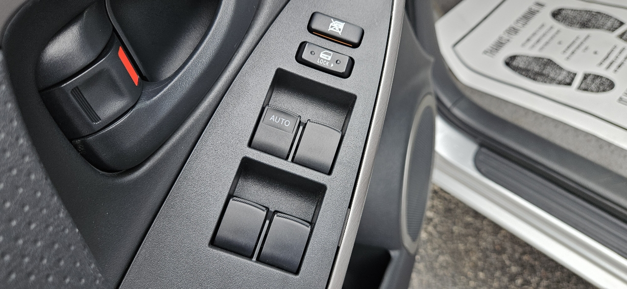 Toyota RAV4 4WD 4dr 4-cyl (Natl) 2007