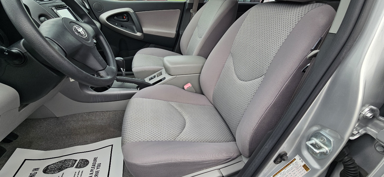 Toyota RAV4 4WD 4dr 4-cyl (Natl) 2007