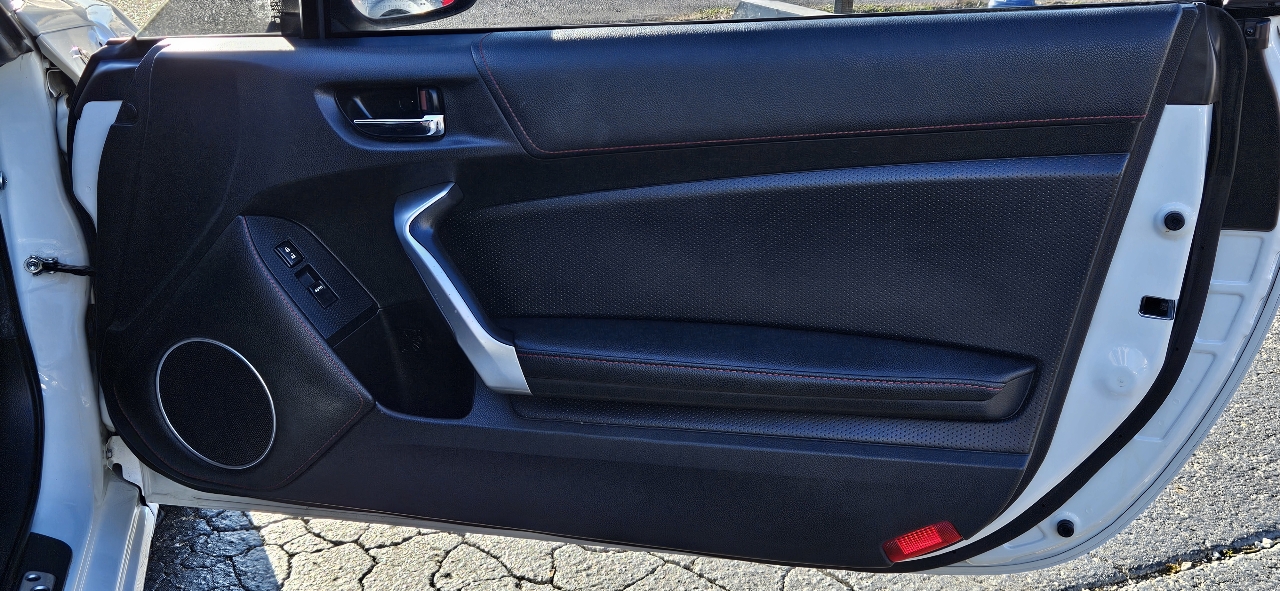 Scion FR-S 2dr Cpe Auto (Natl) 2016