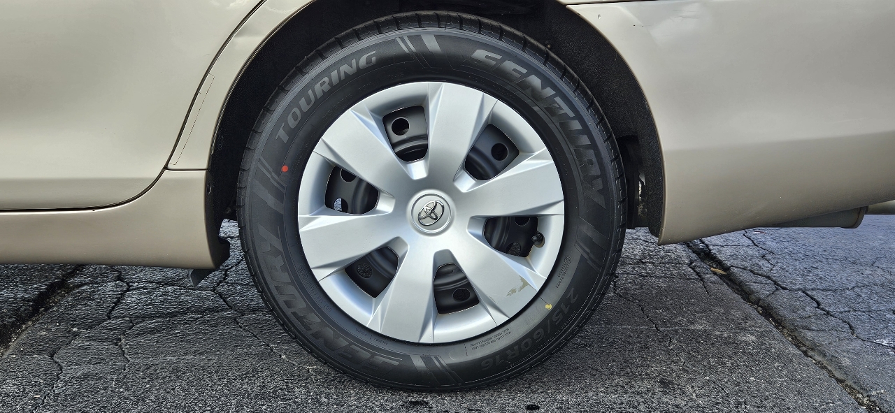 Toyota Camry 4dr Sdn V6 Auto LE (Natl) 2007