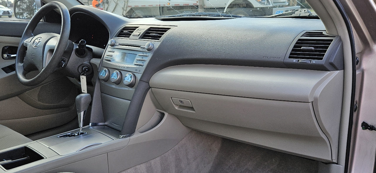 Toyota Camry 4dr Sdn V6 Auto LE (Natl) 2007