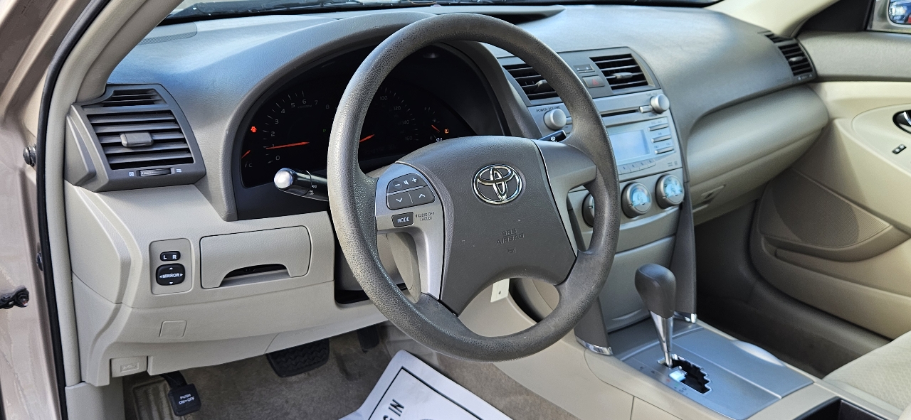 Toyota Camry 4dr Sdn V6 Auto LE (Natl) 2007