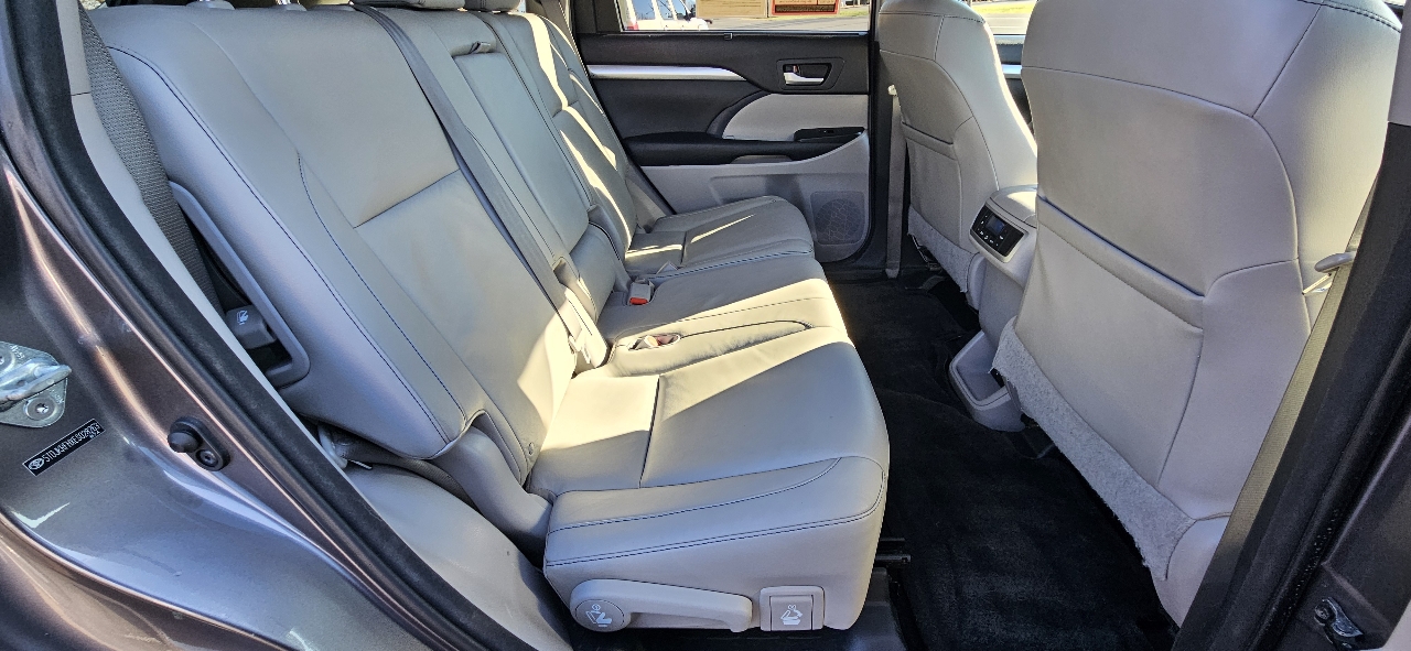 Toyota Highlander AWD 4dr V6 XLE (Natl) 2014