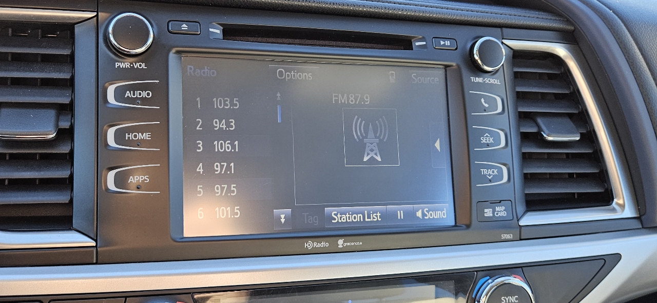 Toyota Highlander AWD 4dr V6 XLE (Natl) 2014