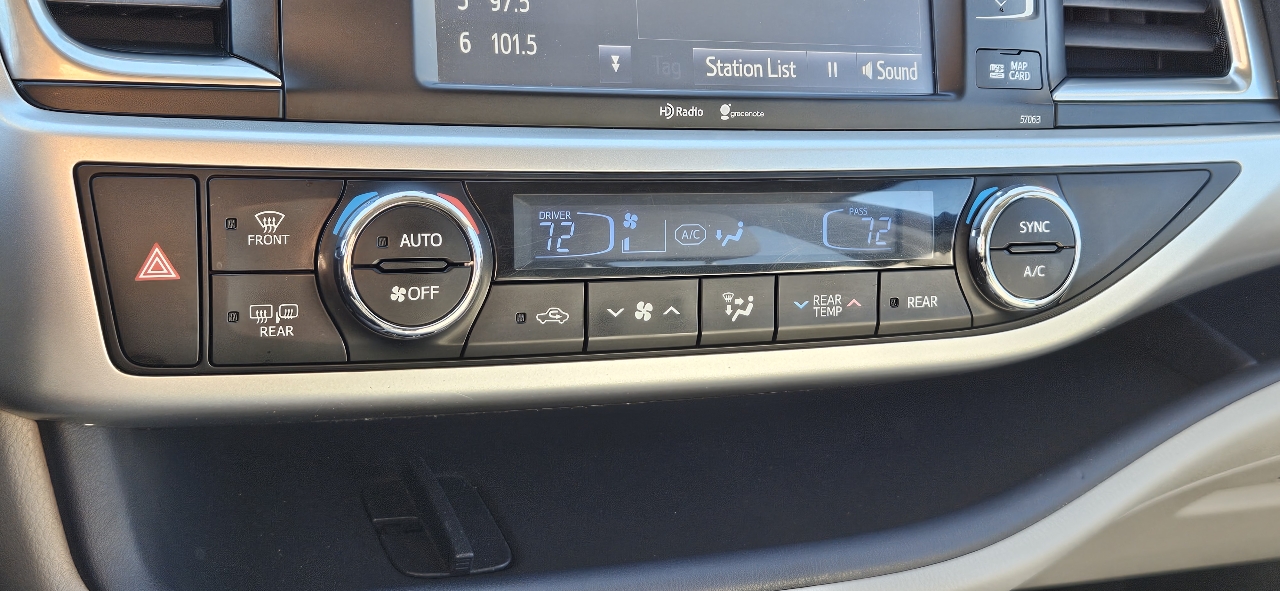 Toyota Highlander AWD 4dr V6 XLE (Natl) 2014