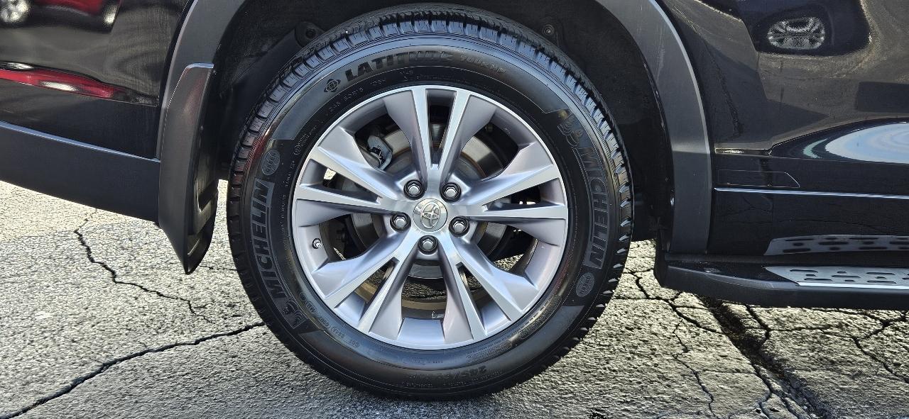 Toyota Highlander FWD 4dr V6 XLE (Natl) 2015