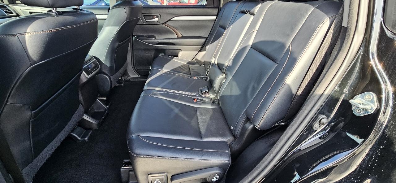 Toyota Highlander FWD 4dr V6 XLE (Natl) 2015