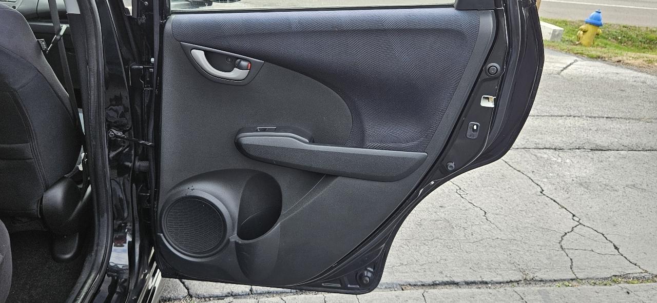 Honda Fit 5dr HB Auto Sport 2011