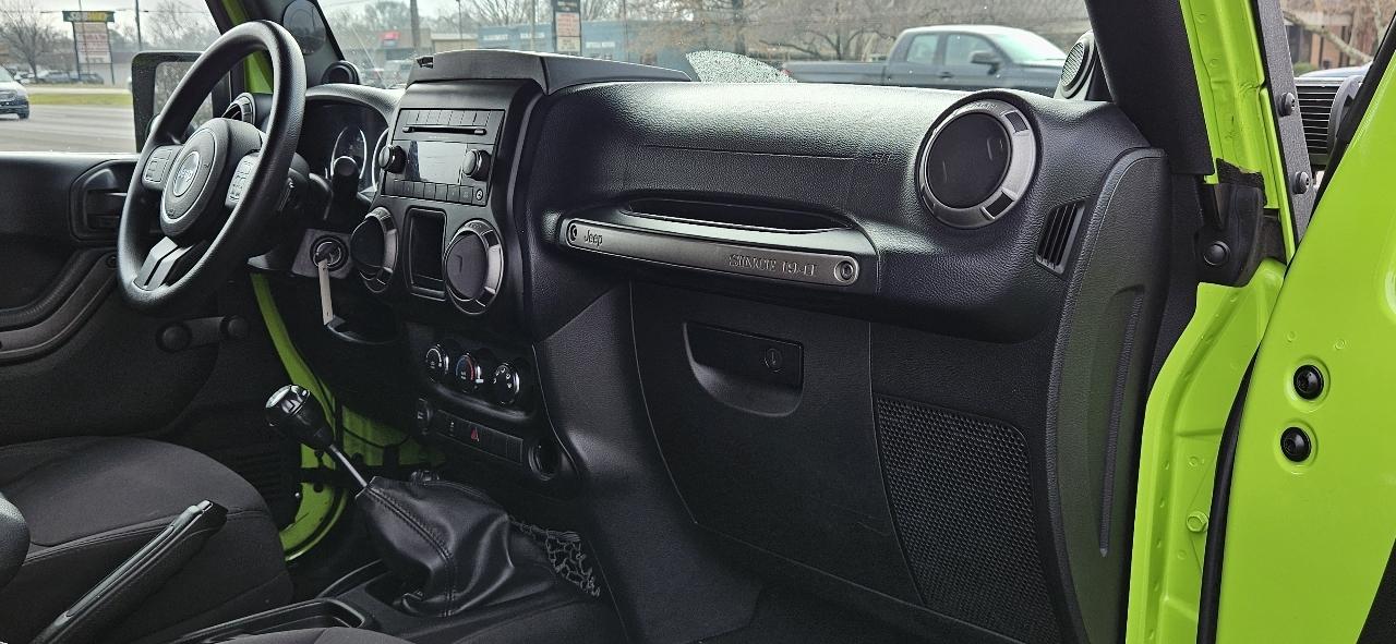 Jeep Wrangler 4WD 2dr Sport 2013