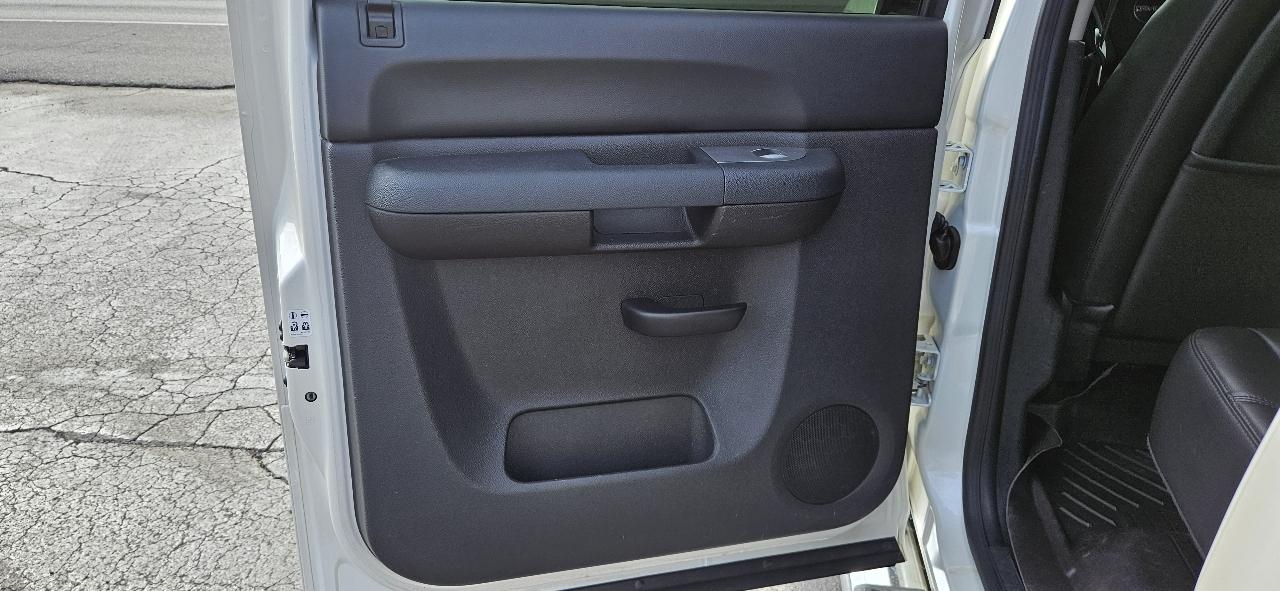 GMC Sierra 1500 4WD Crew Cab 143.5" SLE 2011