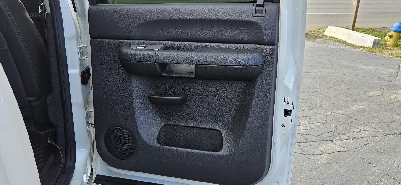 GMC Sierra 1500 4WD Crew Cab 143.5" SLE 2011