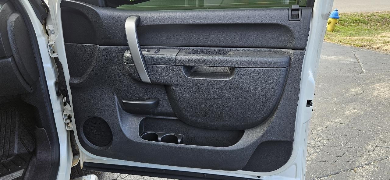 GMC Sierra 1500 4WD Crew Cab 143.5" SLE 2011