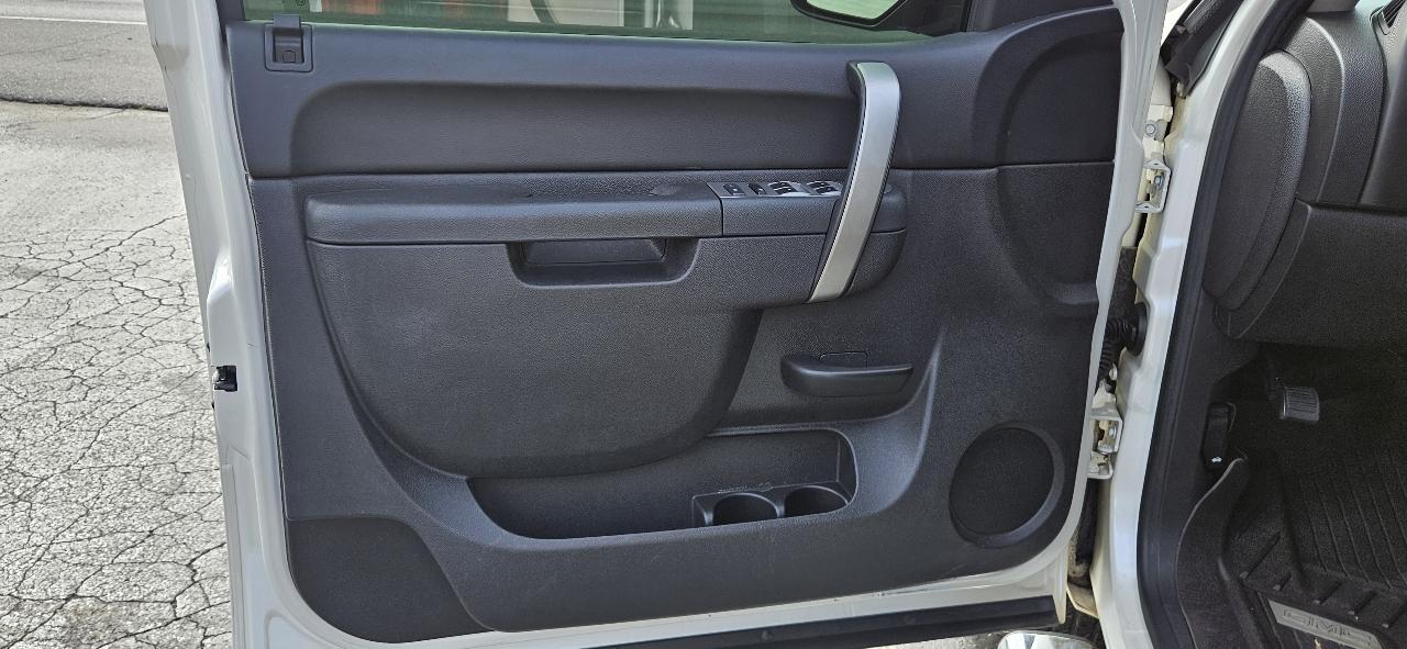 GMC Sierra 1500 4WD Crew Cab 143.5" SLE 2011