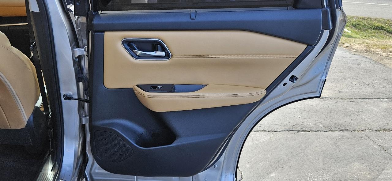 Nissan Rogue FWD Platinum 2022