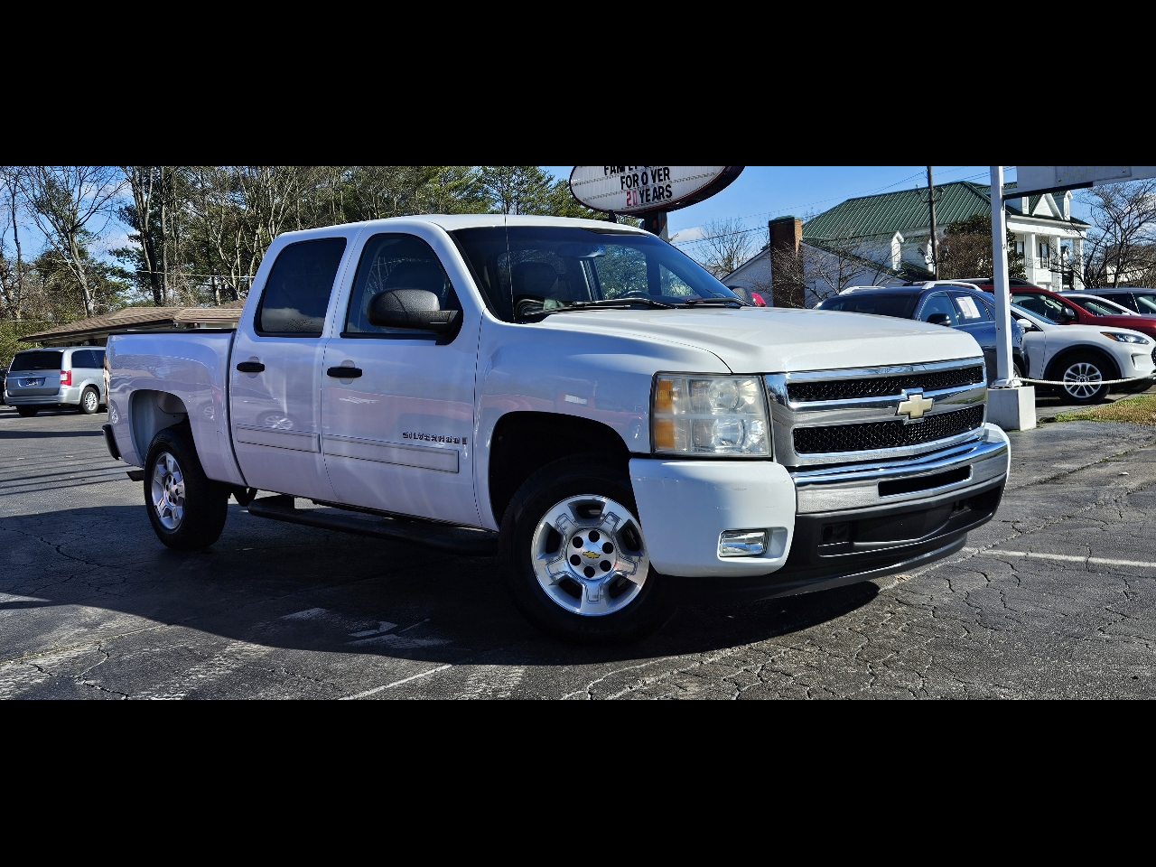 Chevrolet Silverado 1500 2WD Crew Cab 143.5" LT 2009