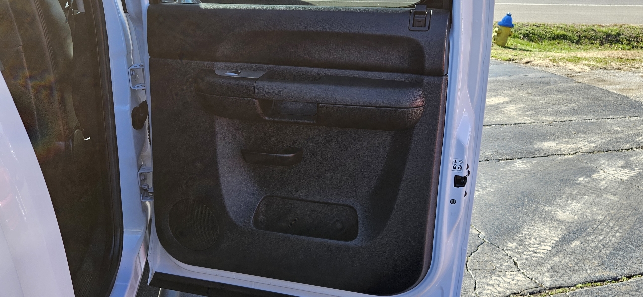 Chevrolet Silverado 1500 2WD Crew Cab 143.5" LT 2009