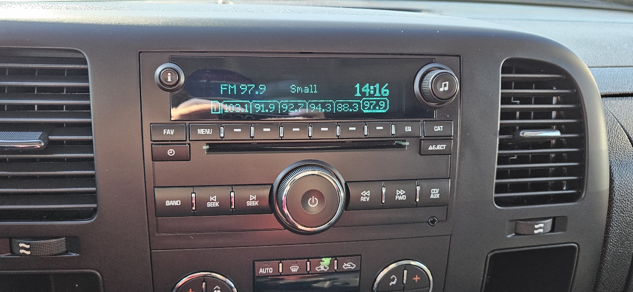 Chevrolet Silverado 1500 2WD Crew Cab 143.5" LT 2009