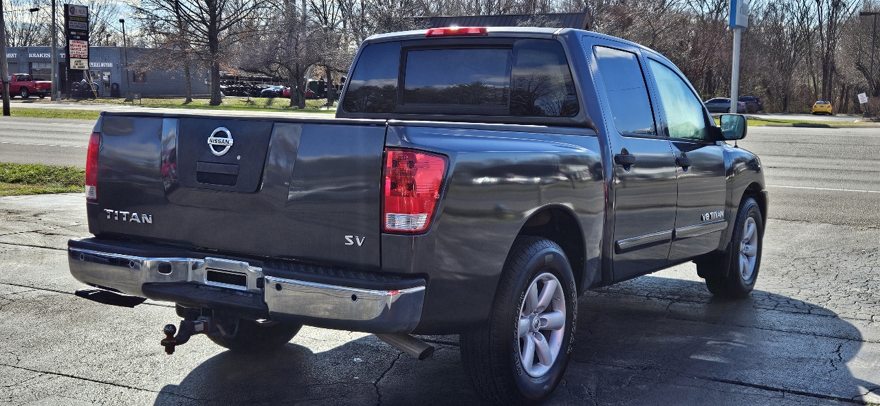 Nissan Titan 2WD Crew Cab SWB SV 2012
