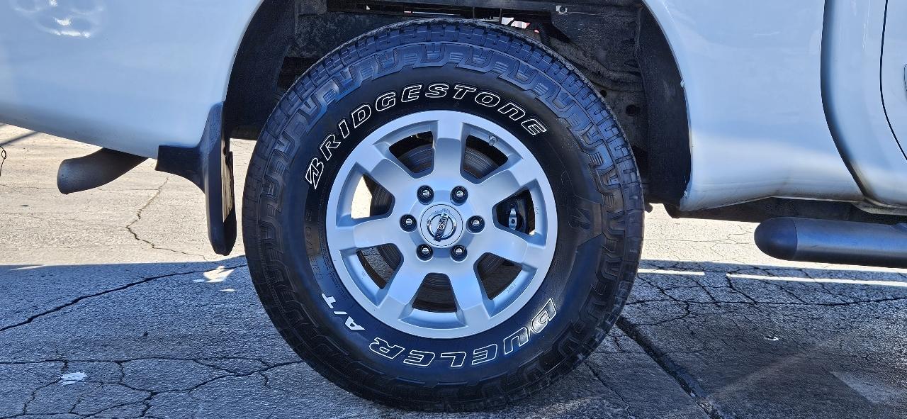 Nissan Titan LE Crew Cab 4WD 2004