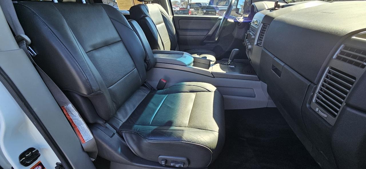 Nissan Titan LE Crew Cab 4WD 2004