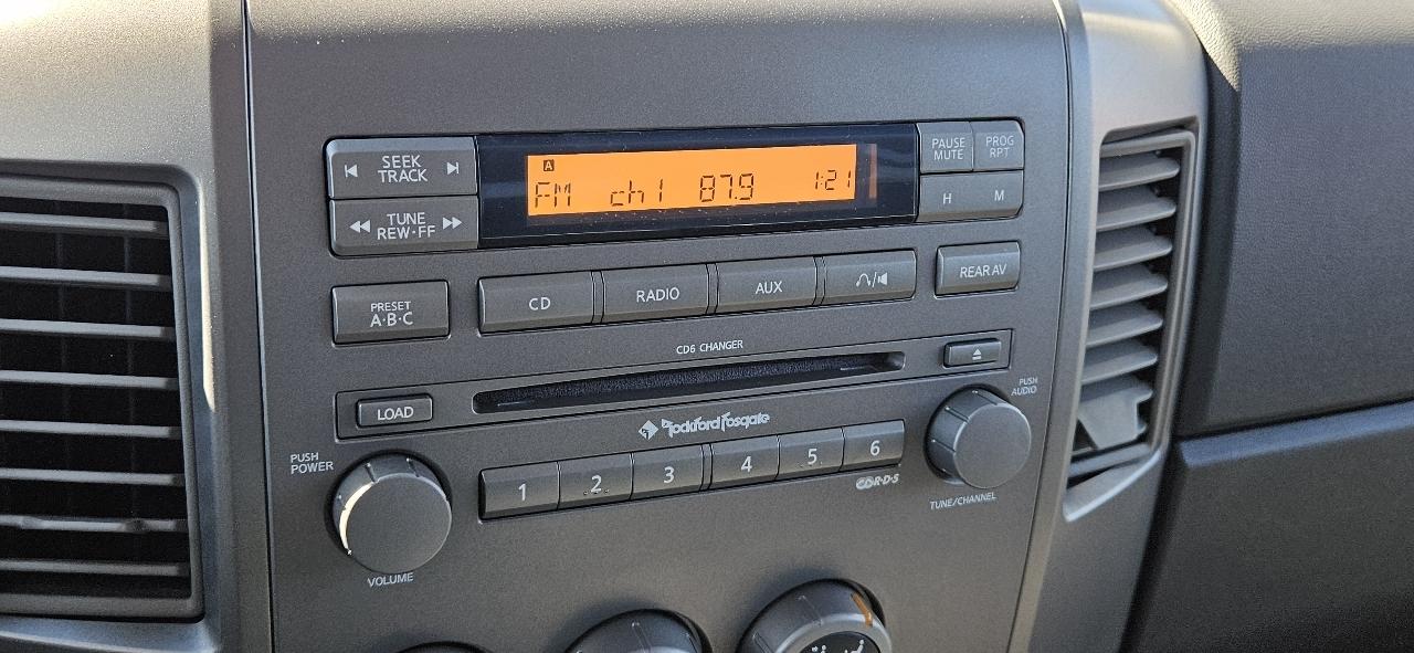 Nissan Titan LE Crew Cab 4WD 2004