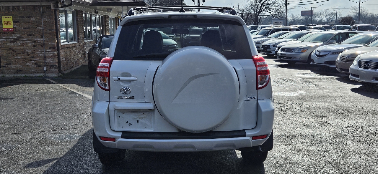 Toyota RAV4 4WD 4dr V6 Limited (Natl) 2012