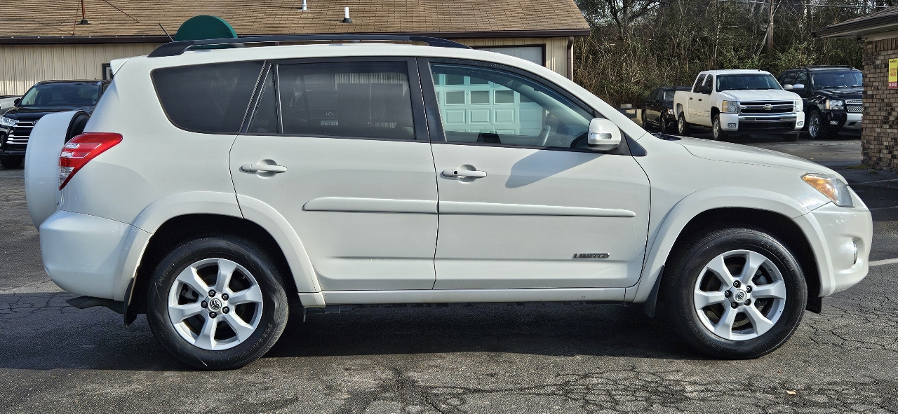 Toyota RAV4 4WD 4dr V6 Limited (Natl) 2012