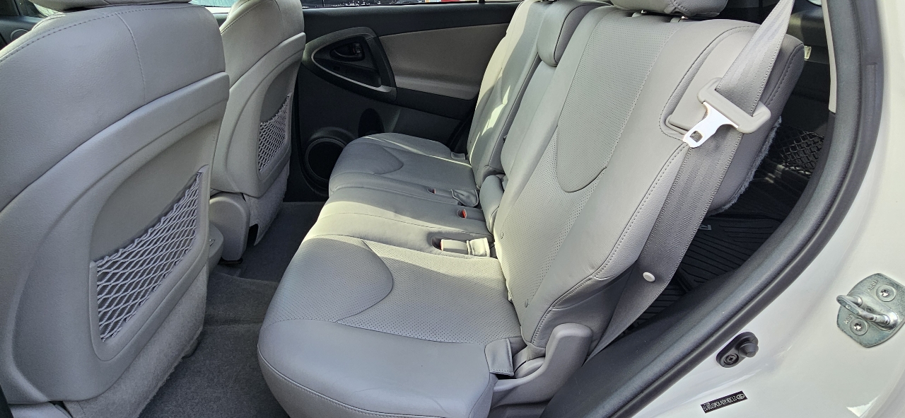 Toyota RAV4 4WD 4dr V6 Limited (Natl) 2012