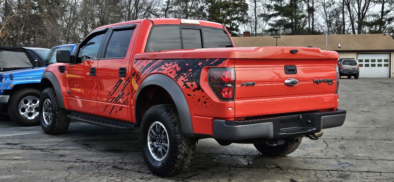 Ford F-150 4WD SuperCrew 145" SVT Raptor 2011