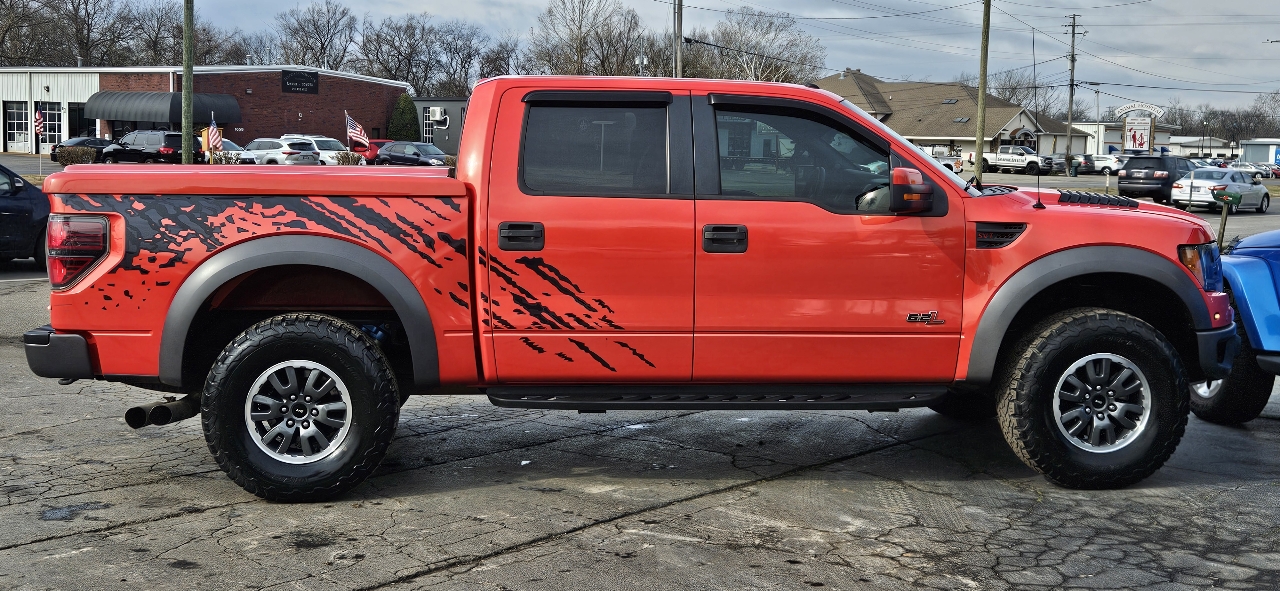 Ford F-150 4WD SuperCrew 145" SVT Raptor 2011