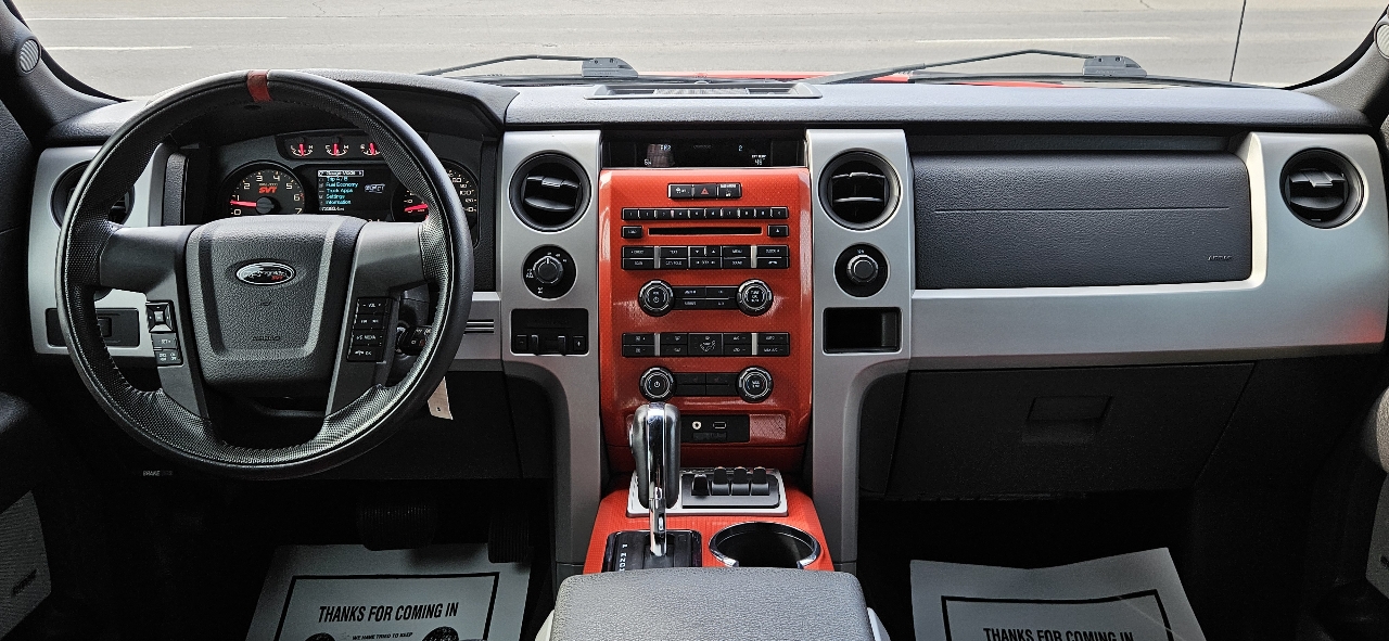 Ford F-150 4WD SuperCrew 145" SVT Raptor 2011