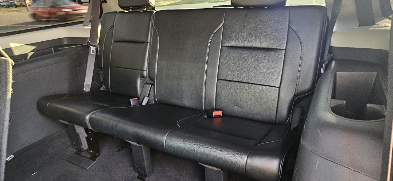 Nissan Armada 2WD 4dr Platinum 2014