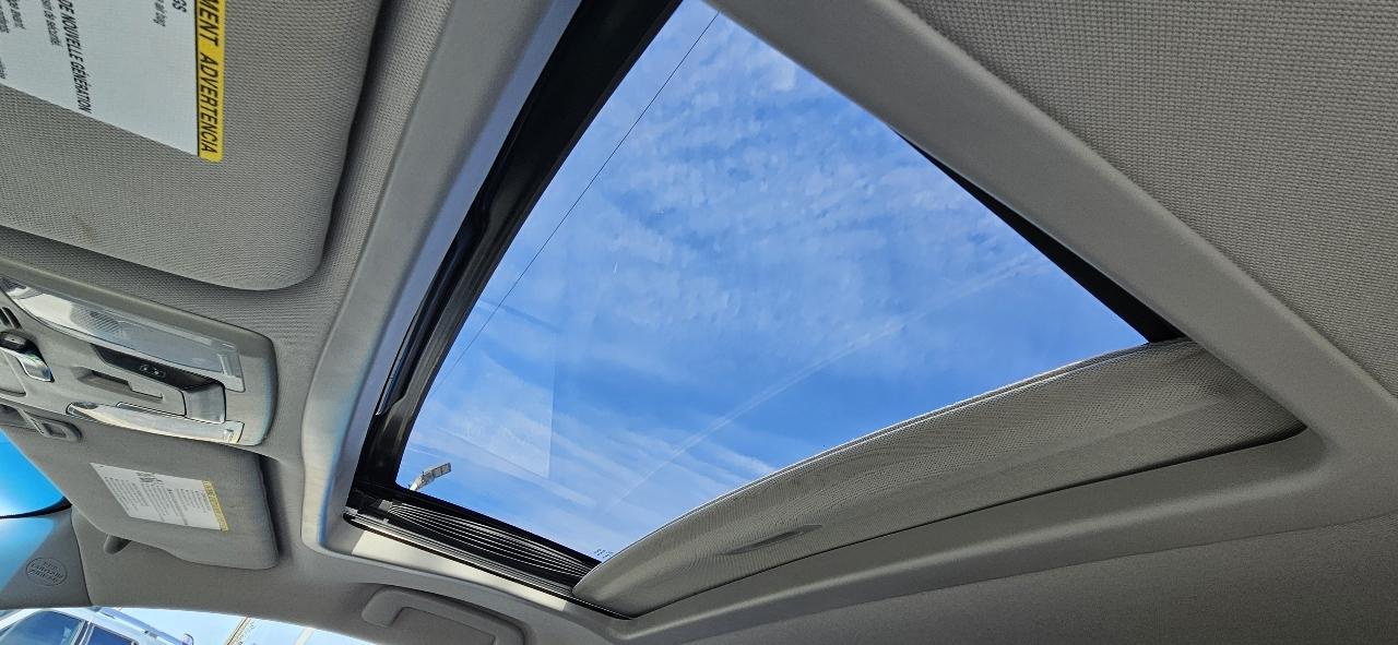 Toyota Sienna XLE Auto Access Seat FWD 7-Passenger (Natl) 2017