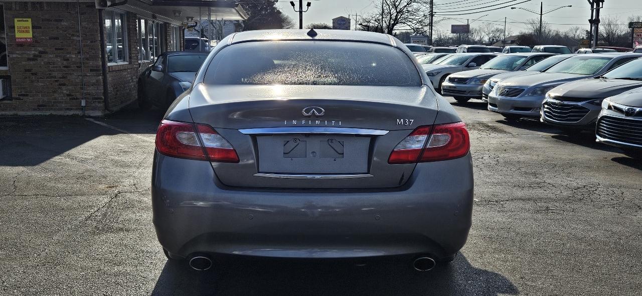 Infiniti M37 4dr Sdn RWD 2013
