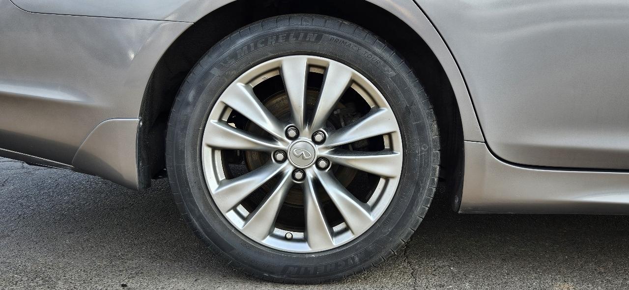Infiniti M37 4dr Sdn RWD 2013