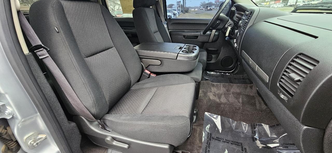 Chevrolet Silverado 1500 4WD Crew Cab 143.5" LT 2013