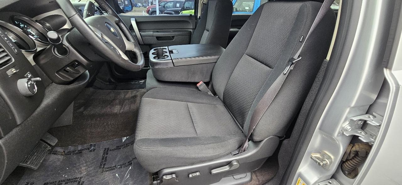 Chevrolet Silverado 1500 4WD Crew Cab 143.5" LT 2013