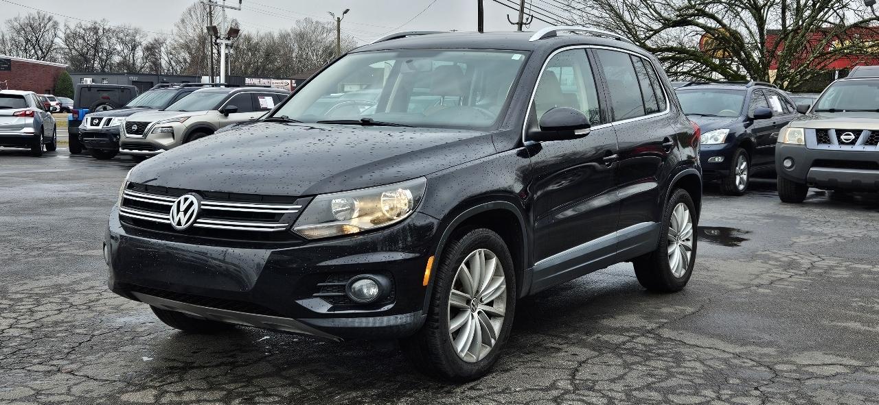 Volkswagen Tiguan 2WD 4dr Auto SE w/Sunroof & Nav 2012