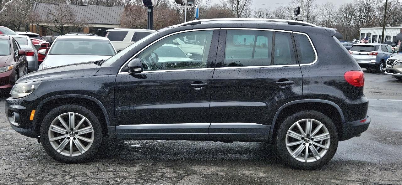 Volkswagen Tiguan 2WD 4dr Auto SE w/Sunroof & Nav 2012